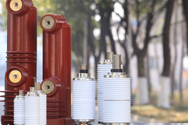 真空開(kāi)關(guān)管廠(chǎng)家難找嗎？建議這樣選廠(chǎng)家！